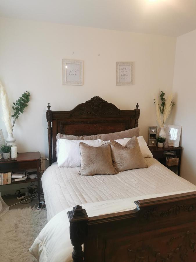 Beautiful Double Bedroom Shinfield Dış mekan fotoğraf